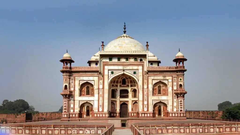 Best Places to Visit Agra