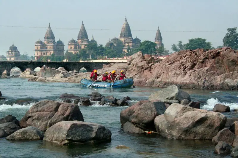 086927869Orchha Rafting Main