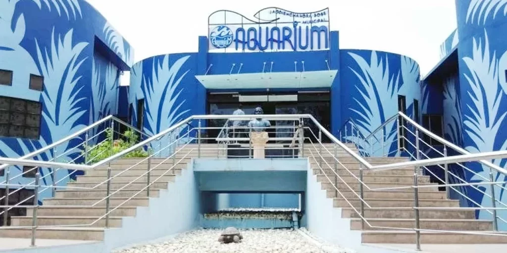 jagdish chandra bose aquarium surat tourism entry fee timings holidays reviews header