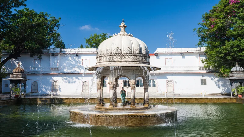 places to visit in udaipur in 2 days