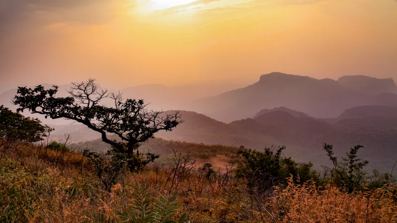 hill station near indore