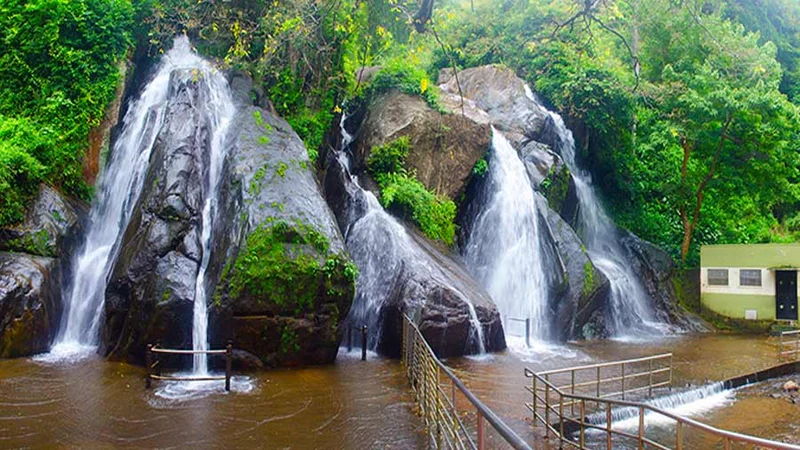 waterfalls near kanyakumari
