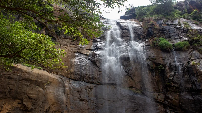 waterfalls near thanjavur