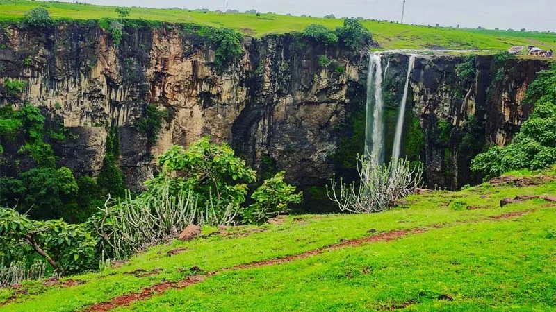 waterfall near bhopal